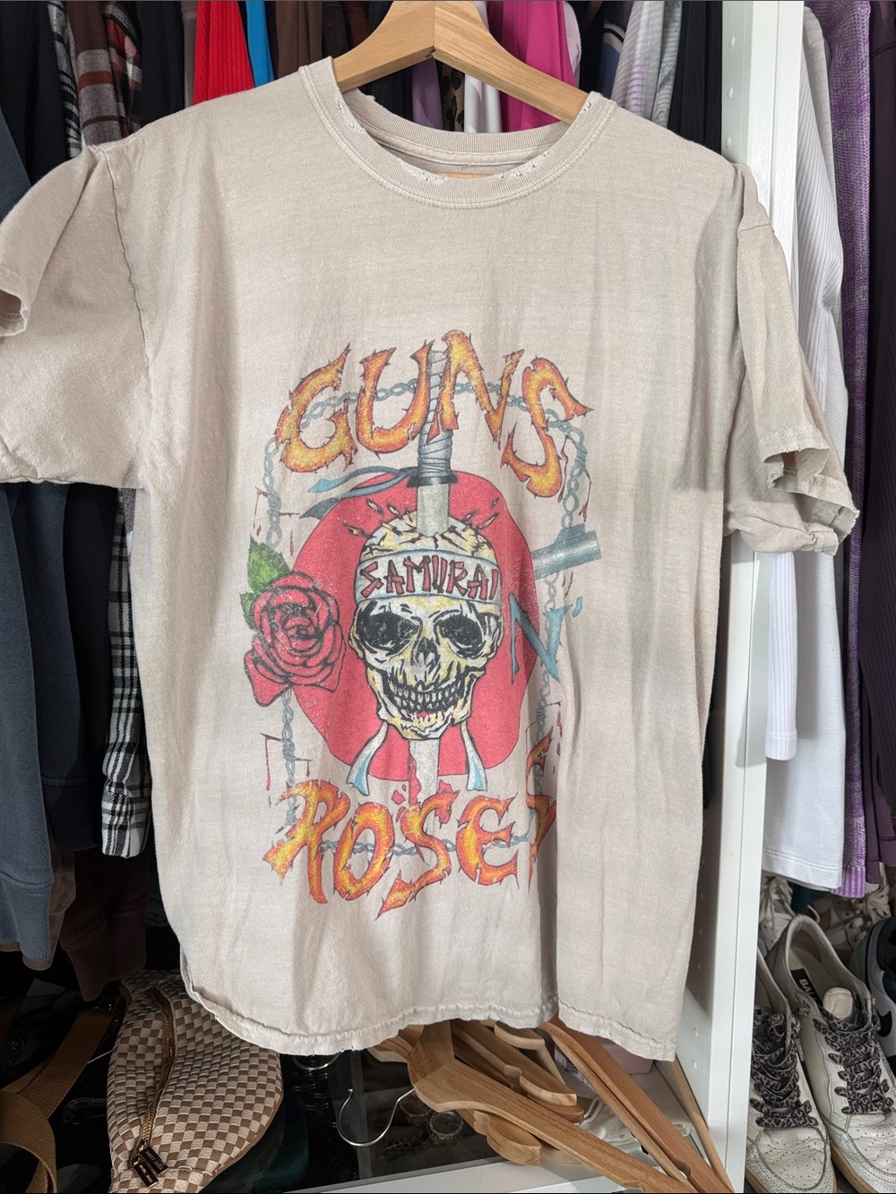 Guns N’ Roses distressed, graphic tea, medium